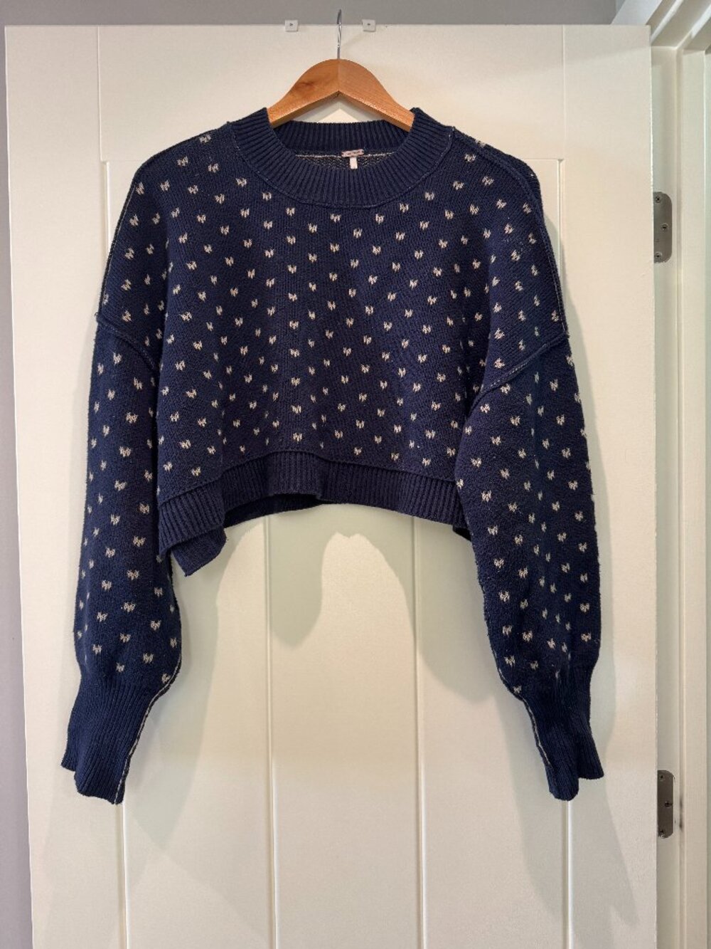Free People Cropped Navy Sweater - S